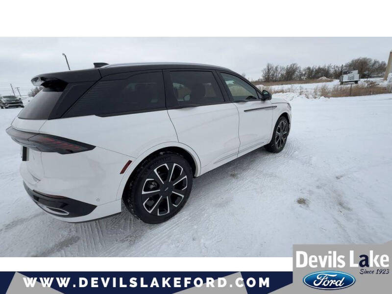 2024 Lincoln Nautilus Reserve