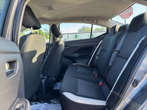 2021 Nissan Versa SV