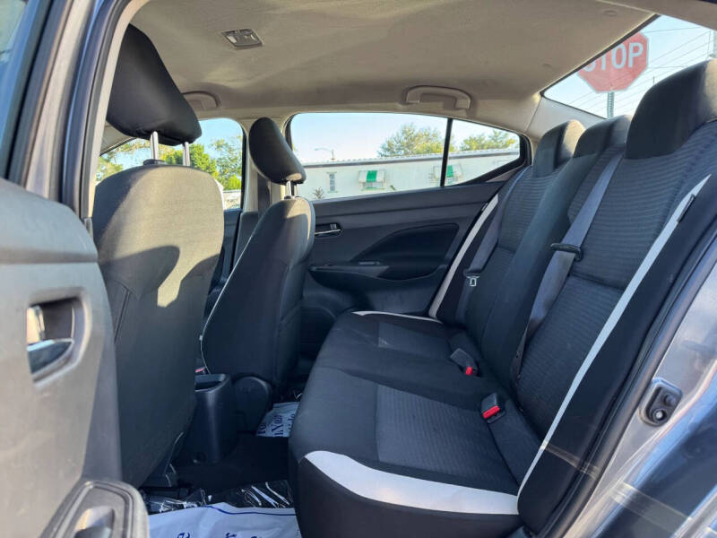 2021 Nissan Versa SV