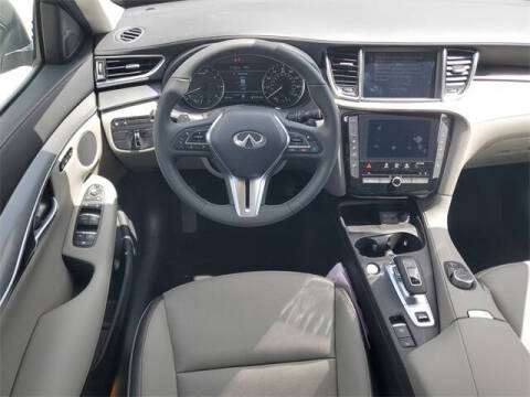 2025 Infiniti QX50 Luxe