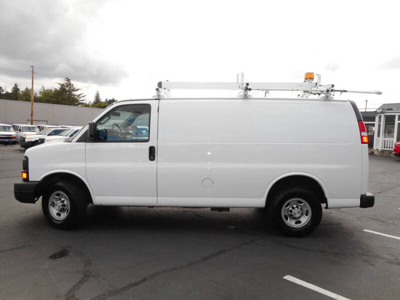 2016 Chevrolet Express 2500