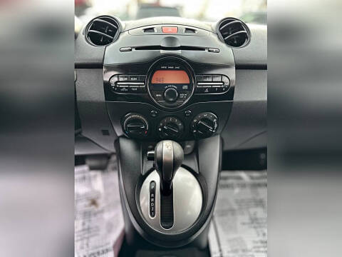 2013 Mazda MAZDA2 Touring