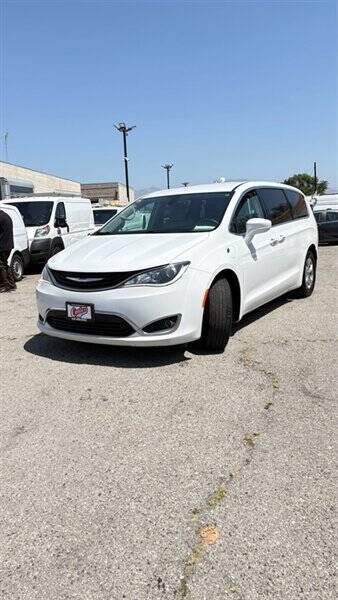 2019 Chrysler Pacifica Hybrid Touring Plus
