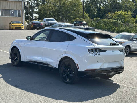 2025 Ford Mustang Mach-E GT