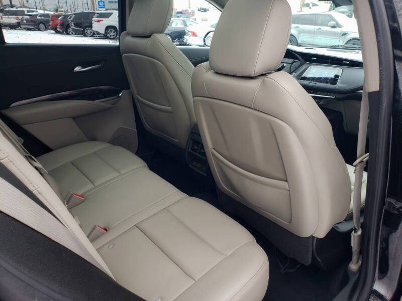 2021 Cadillac XT4 Luxury