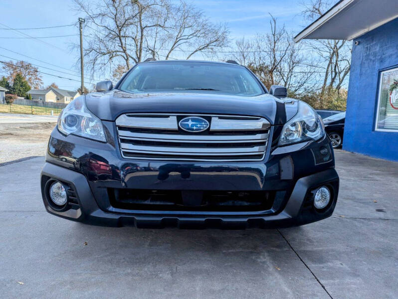 2014 Subaru Outback Limited photo 2