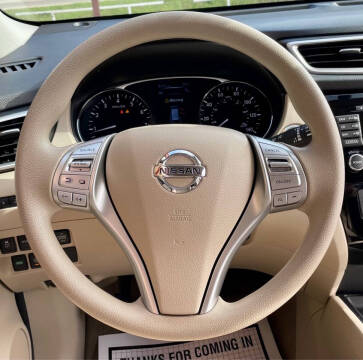 2015 Nissan Rogue SV