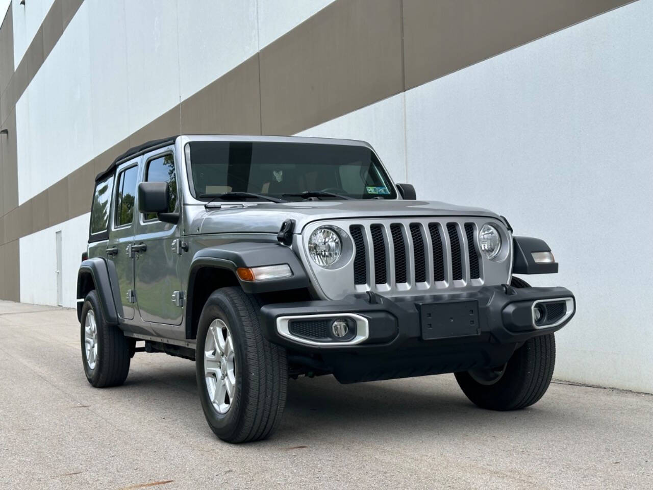 2018 Jeep Wrangler Unlimited for sale at Phoenix Motor Co in Romulus, MI