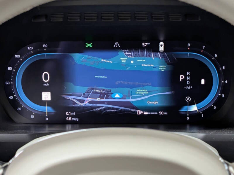 2024 Volvo XC90 B6 Plus Bright Theme 6P