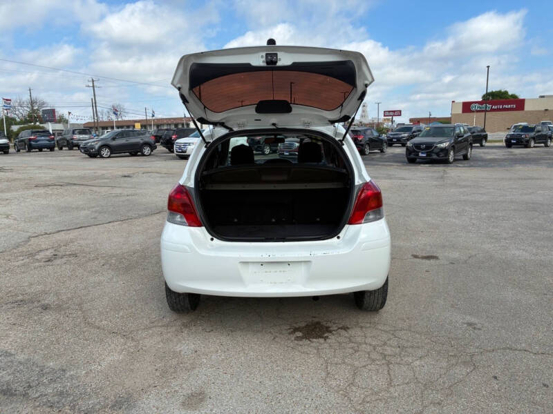 2011 Toyota Yaris