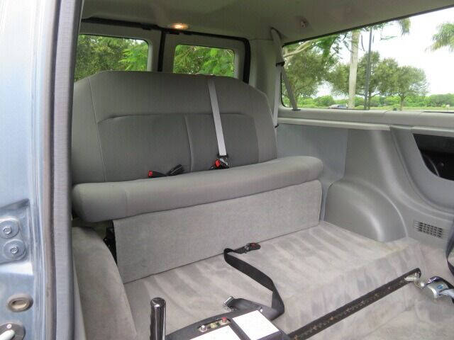 2014 Ford E-Series E-150 XLT