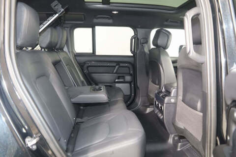 2023 Land Rover Defender 110 V8