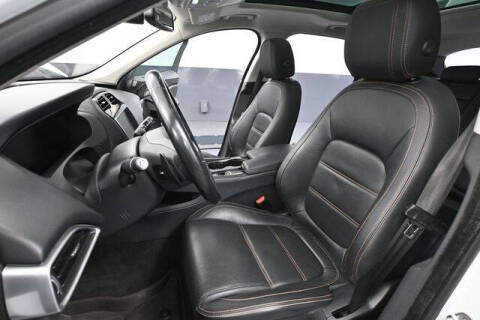 2017 Jaguar F-PACE 35t Prestige
