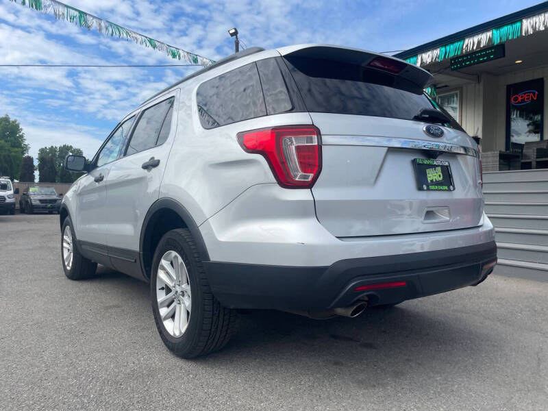 2016 Ford Explorer