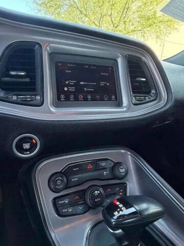 2023 Dodge Challenger SXT