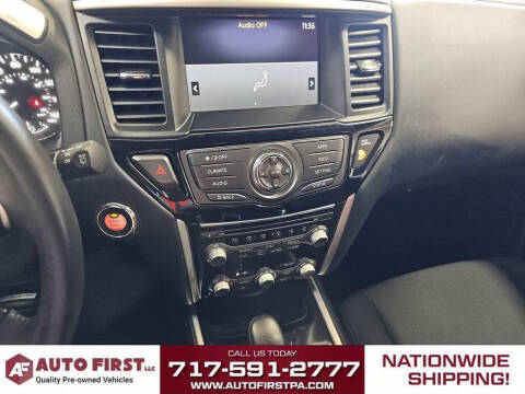 2020 Nissan Pathfinder SV