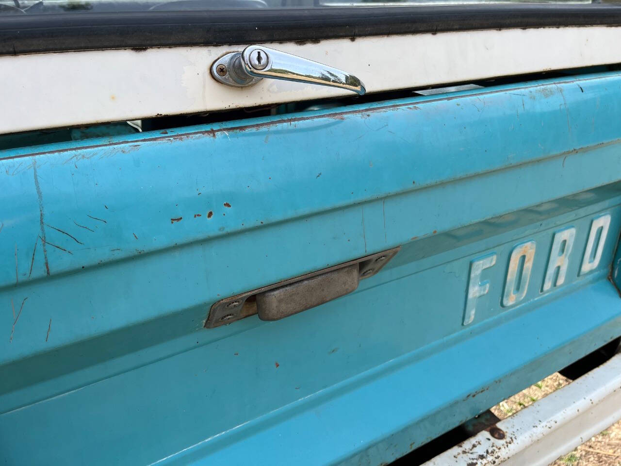 1967 Ford Bronco 29
