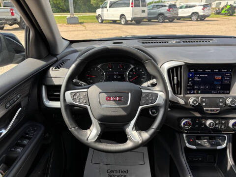 2024 GMC Terrain SLT