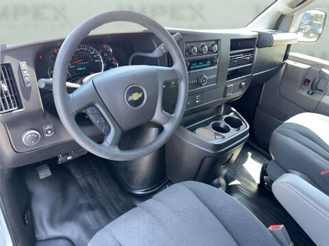 2024 Chevrolet Express 2500