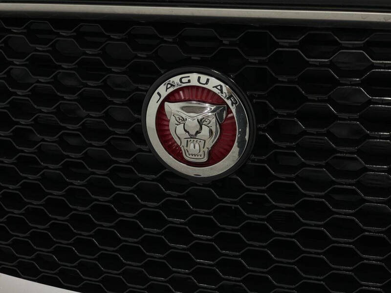 2018 Jaguar F-PACE S