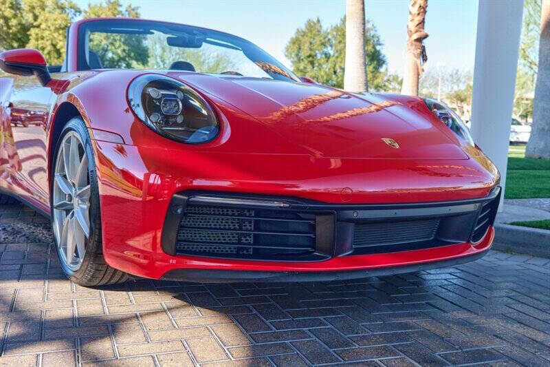 2022 Porsche 911 Carrera