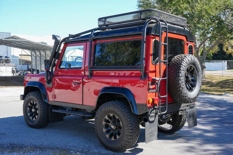 1991 Land Rover Defender