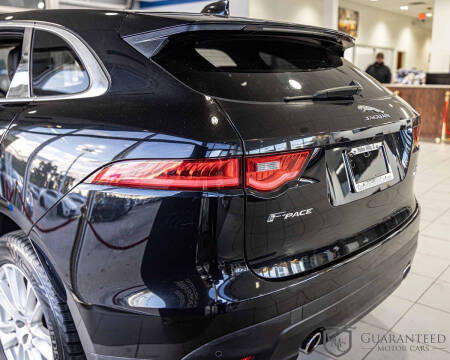 2017 Jaguar F-PACE 35t Prestige