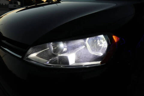 2017 Volkswagen Golf TSI Wolfsburg Edition