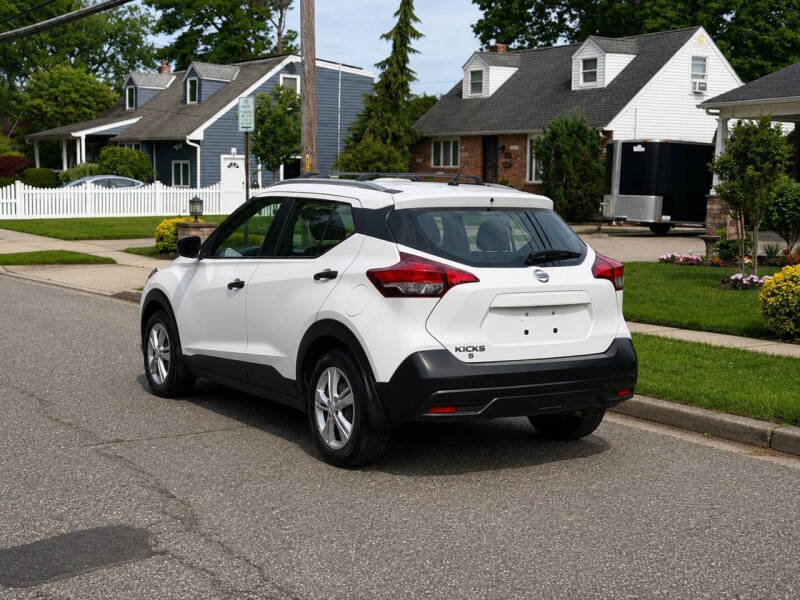 2018 Nissan Kicks S