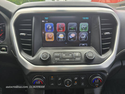 2017 GMC Acadia SLT-1