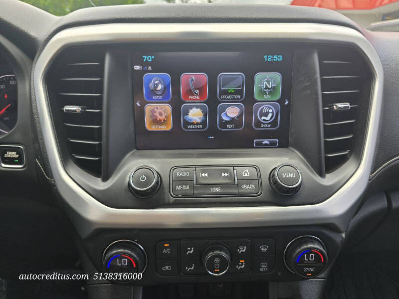 2017 GMC Acadia SLT-1