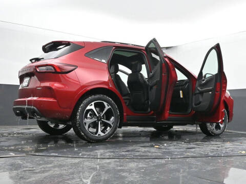 2026 Ford Escape ST-Line Elite