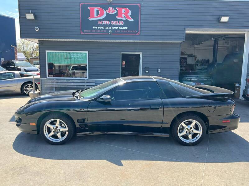 2000 Pontiac Firebird for sale at D & R Auto Sales in South Sioux City NE