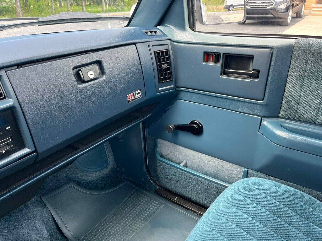 1993 Chevrolet S-10 75