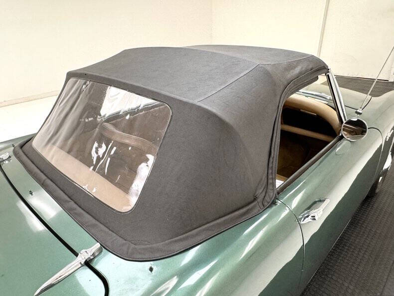 1965 MG MGB