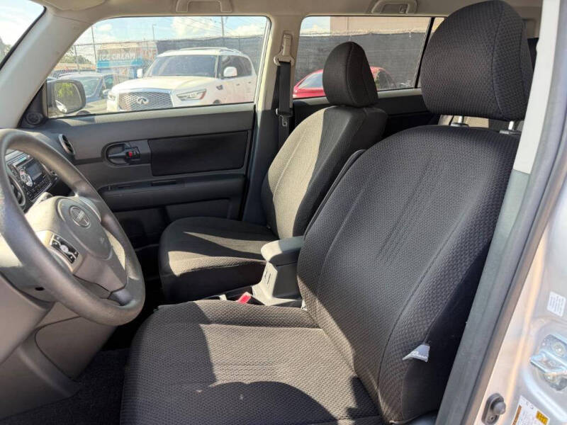 2009 Scion xB