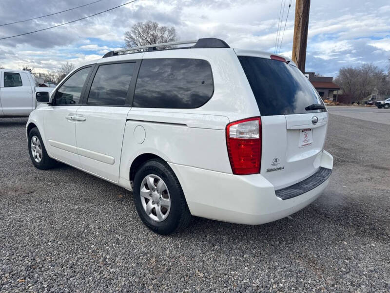 2006 Kia Sedona LX