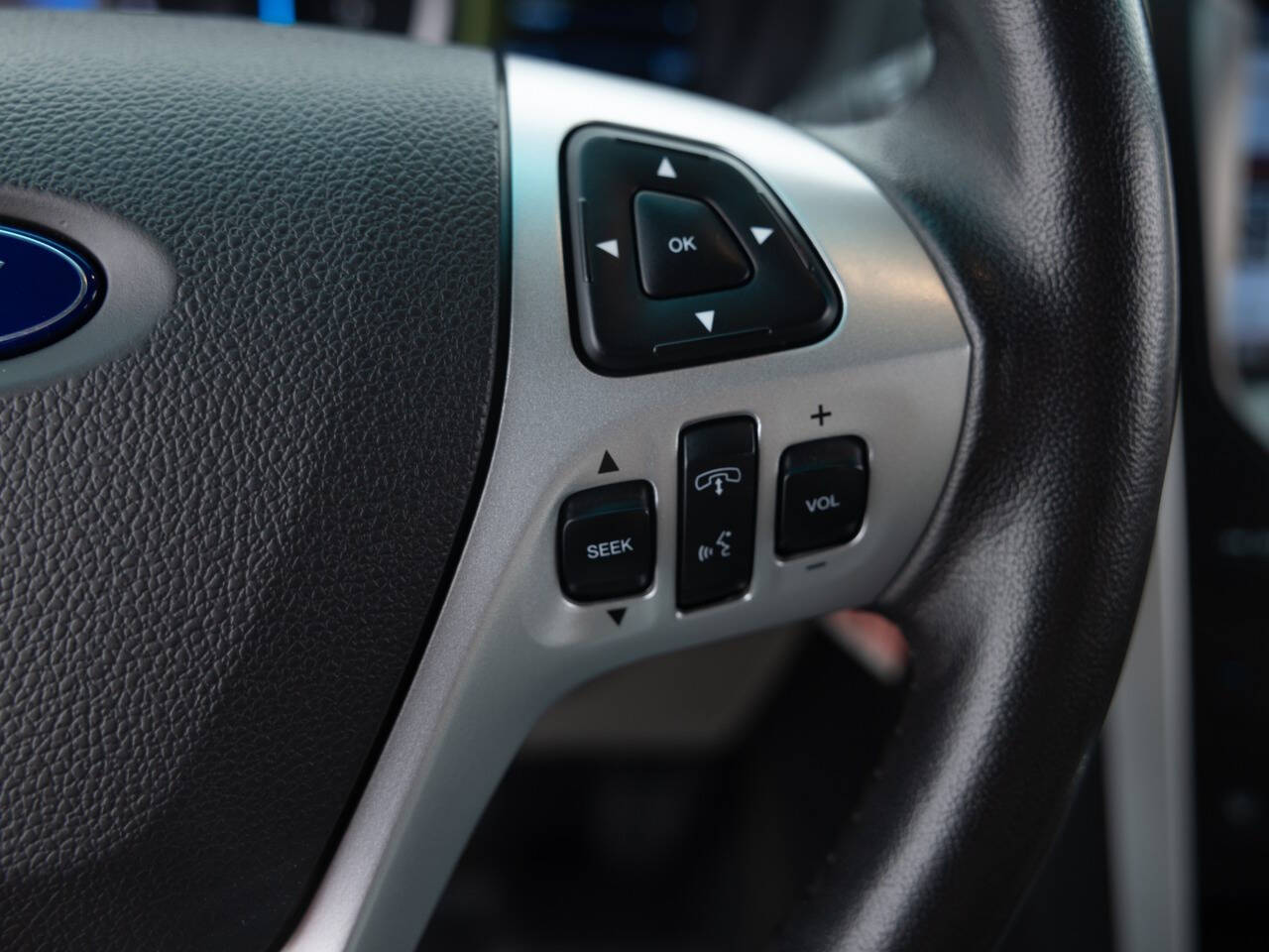 Used Car 2015 Ford Explorer  Xlt Awd 4dr Suv For Sale Under $10,000 In Coal City, Illinois