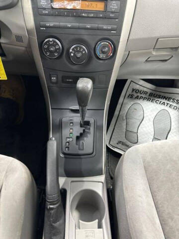 2009 Toyota Corolla LE