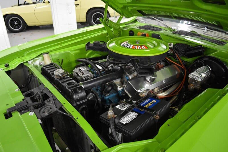 1973 Dodge Challenger 15