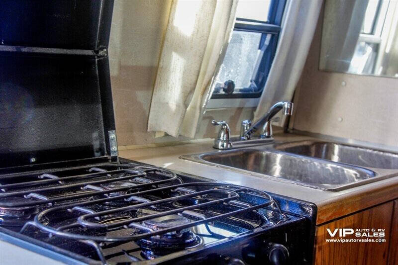 2000 Airstream 26'