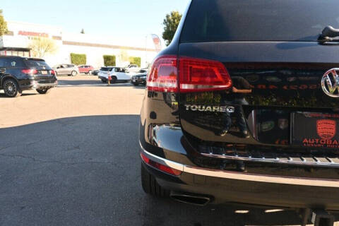 2016 Volkswagen Touareg VR6 Lux