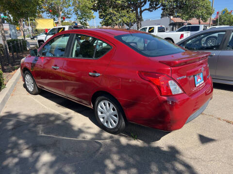 2015 Nissan Versa 1.6 S