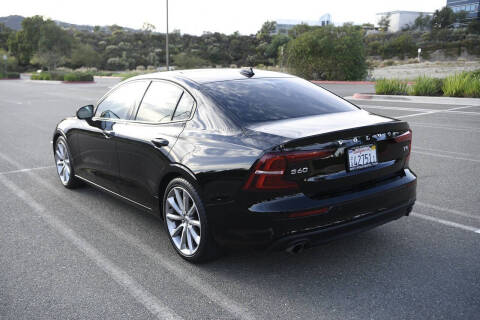 2019 Volvo S60 T5 Momentum