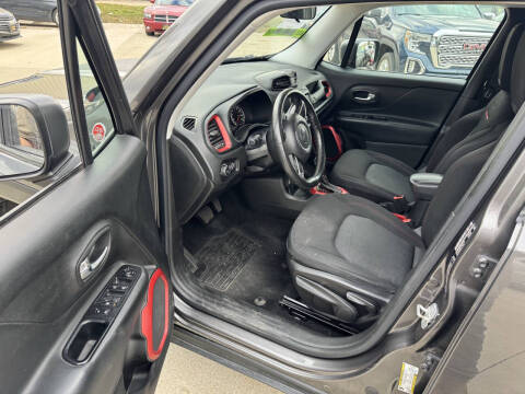 2016 Jeep Renegade Trailhawk
