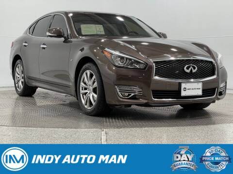 2015 Infiniti Q70 for sale at INDY AUTO MAN in Indianapolis IN