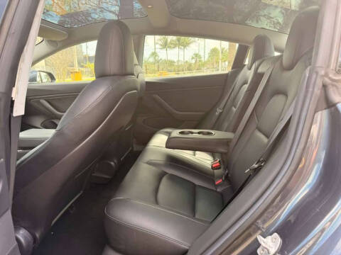 2019 Tesla Model 3 Standard Range