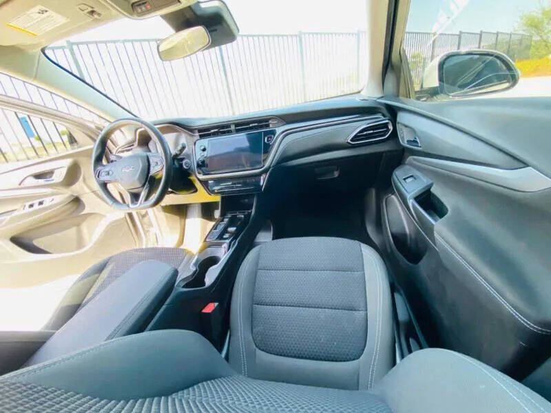 2023 Chevrolet Bolt EUV LT