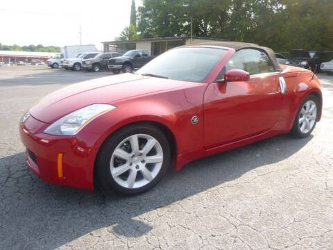 2004 Nissan 350Z for sale at Lewis Page Auto Brokers in Gainesville GA