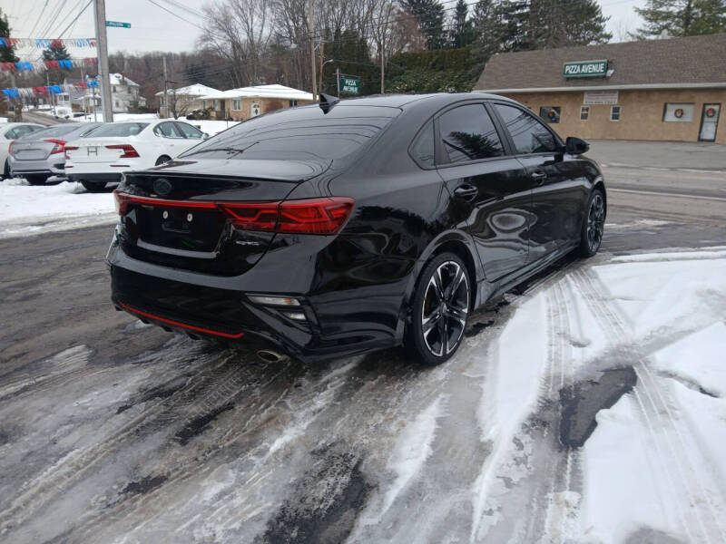 2021 Kia Forte GT Line
